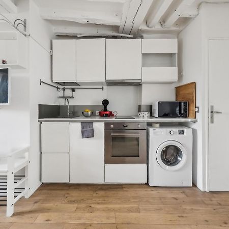 Flat Near Le Louvre Apartment ปารีส ภายนอก รูปภาพ