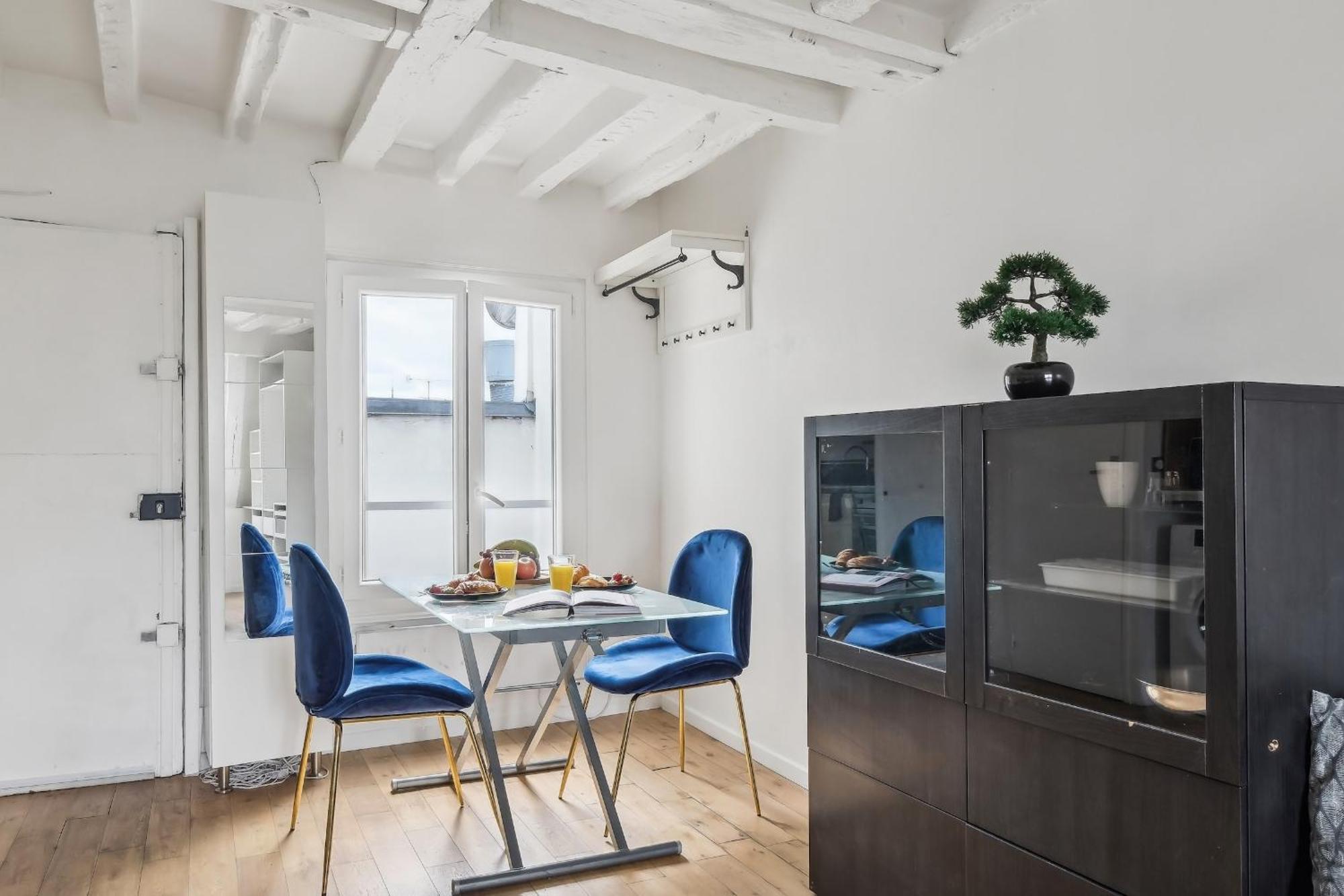 Flat Near Le Louvre Apartment ปารีส ภายนอก รูปภาพ