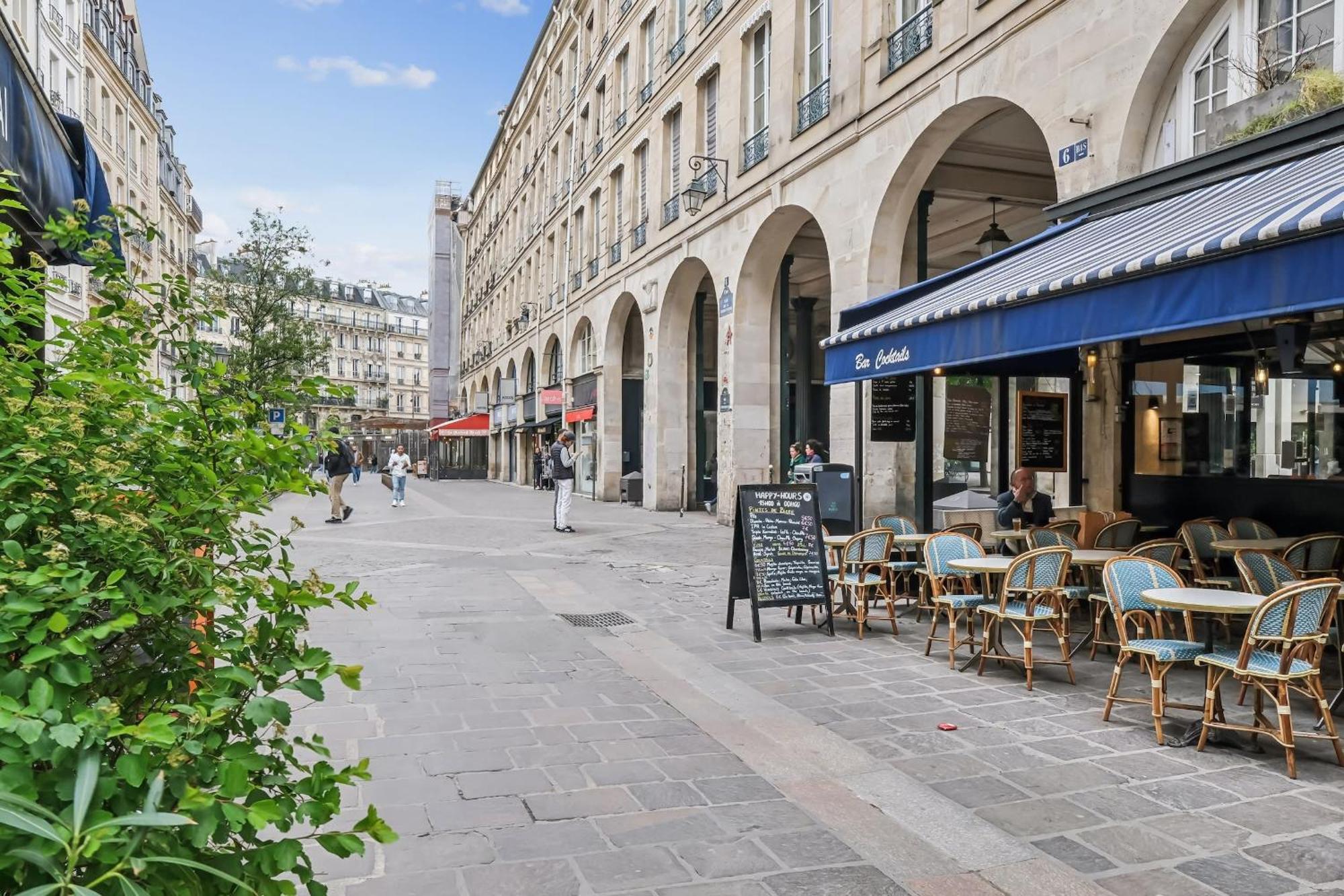 Flat Near Le Louvre Apartment ปารีส ภายนอก รูปภาพ